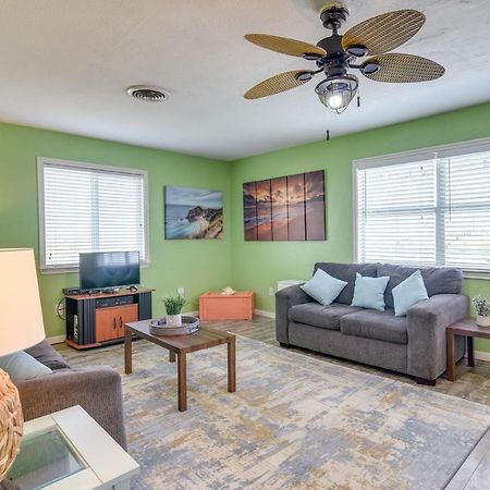 Surfside Beach Home With Deck 300 Feet To The Gulf! エクステリア 写真