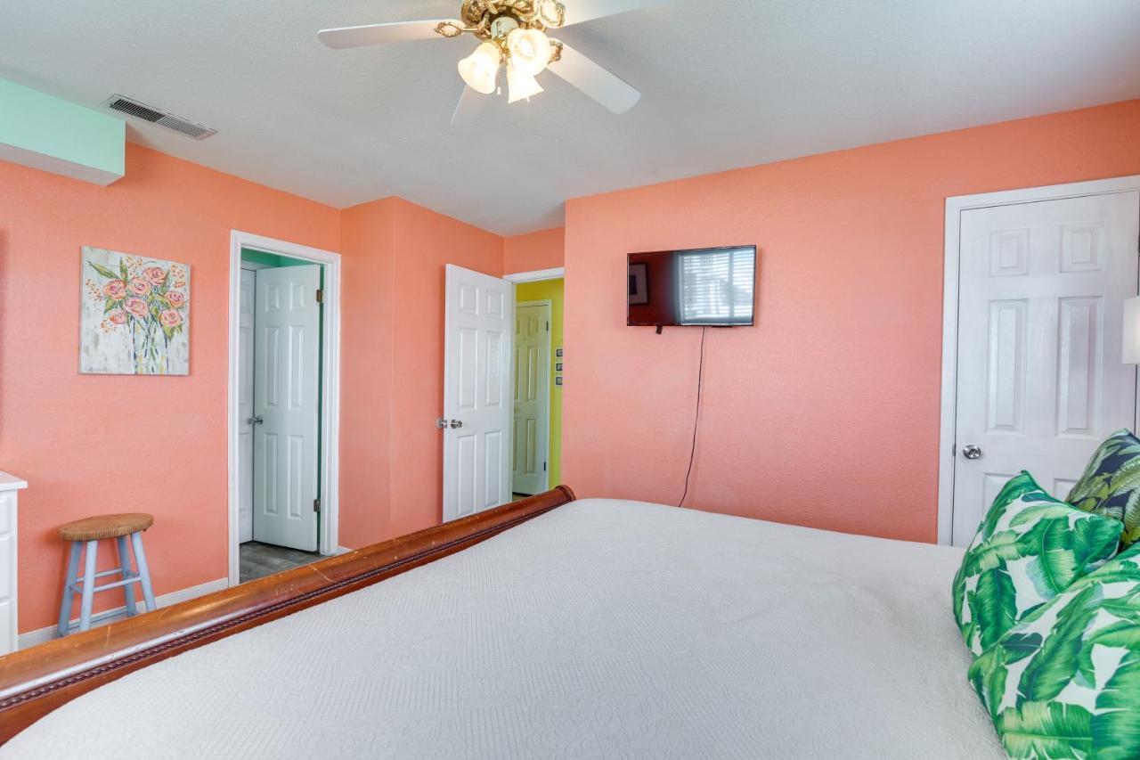Surfside Beach Home With Deck 300 Feet To The Gulf! エクステリア 写真