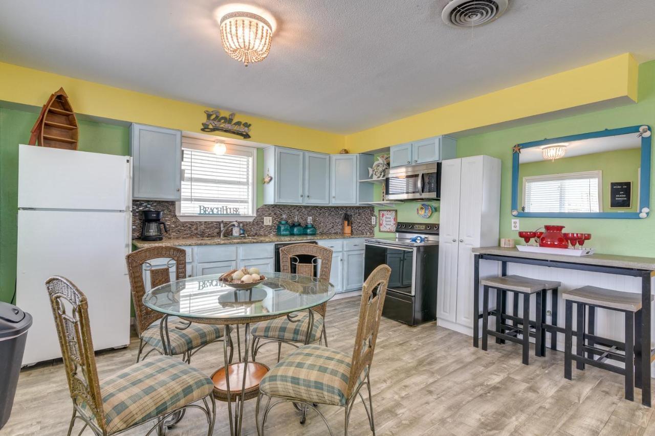 Surfside Beach Home With Deck 300 Feet To The Gulf! エクステリア 写真